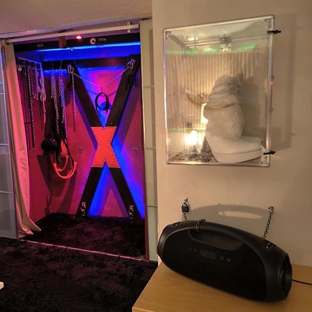 Love-Room Discret 40 M2 Bormes Les Mimosas Village Avec Terrasse 외부 사진