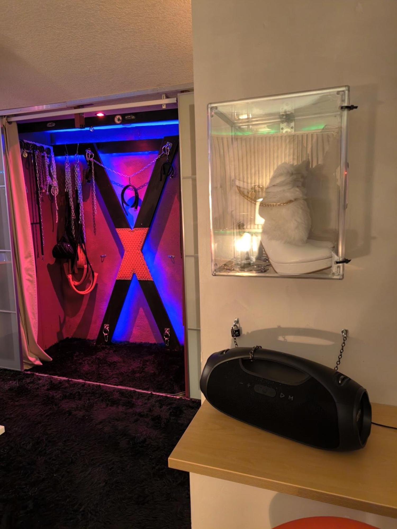 Love-Room Discret 40 M2 Bormes Les Mimosas Village Avec Terrasse 외부 사진